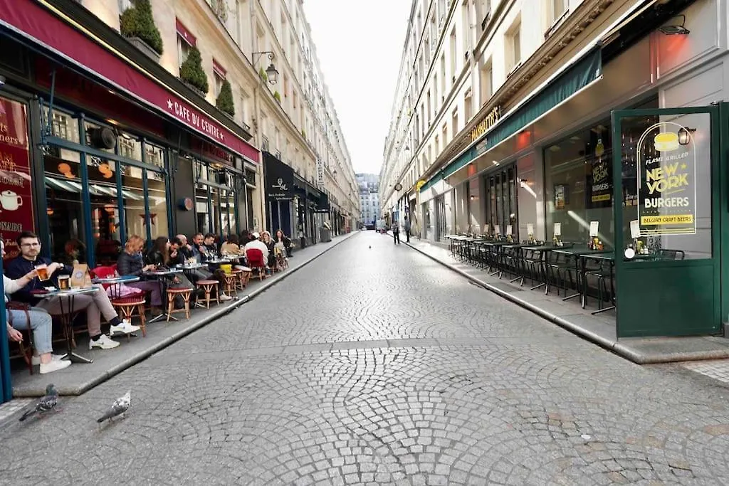 Cozy Studio In The Heart Of Paris 0*,  France